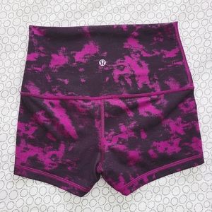 Lululemon short